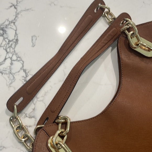 Michael Kors Handbag - Picture 5 of 8